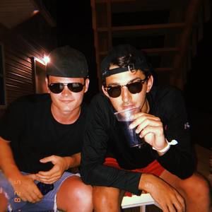 Meet your Posher, Wade